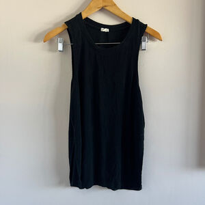 Garage Black Tank Top Size M | Relaxed Fit | Stretch